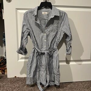 Vineyard vines blue striped button down romper (tie removable)